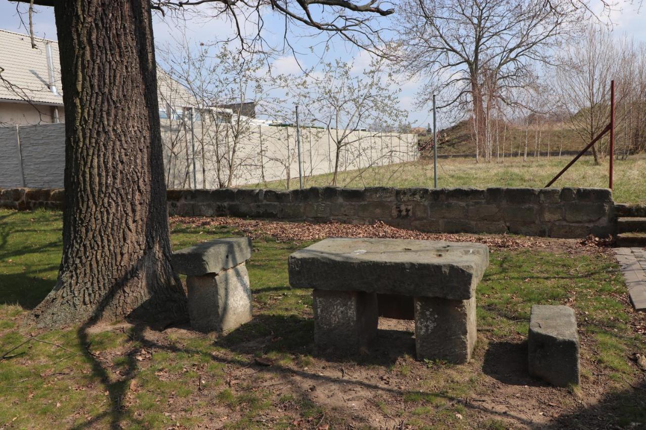 Blatensky Dvur Pardubice Exterior foto